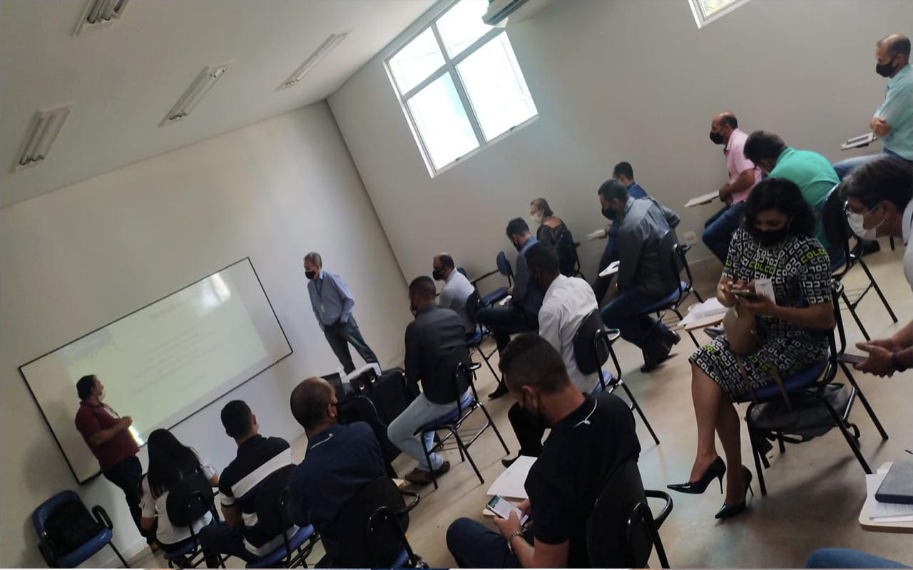 apresentacao anderson-cabido-lagoa-dos-patos-mg-workshop-veradores-eleito-lagoa-dos-patos-mg