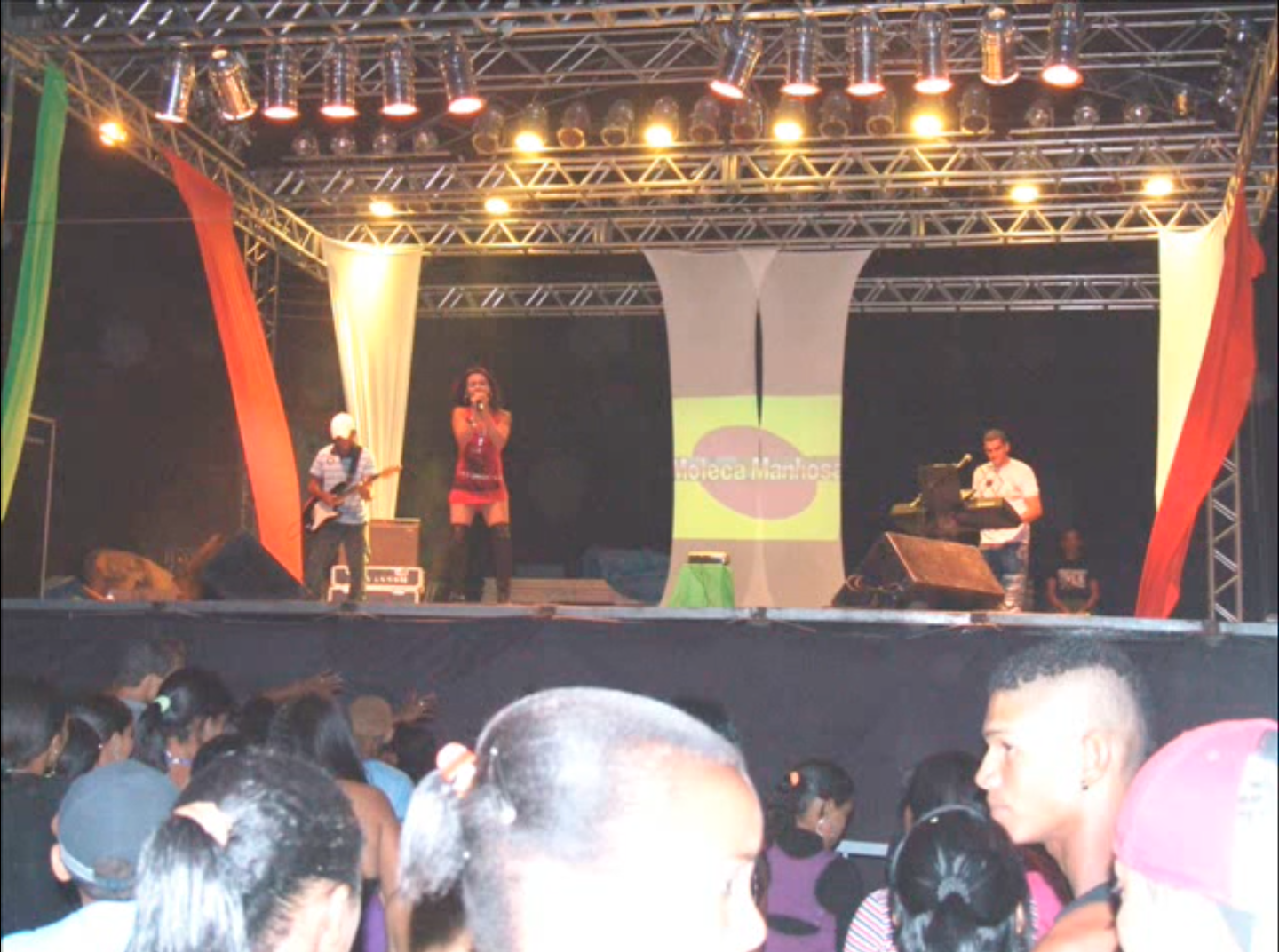 banda molecamanhosa.com lagoa dos patos mg 10.png